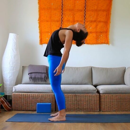cuidado y movilidad espalda alta clases de yoga online yoga con cris