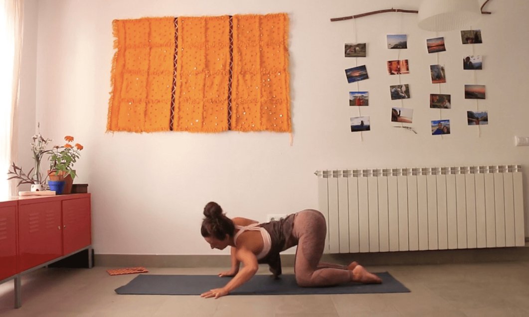 Volver a empezar clase yoga online yoga con cris