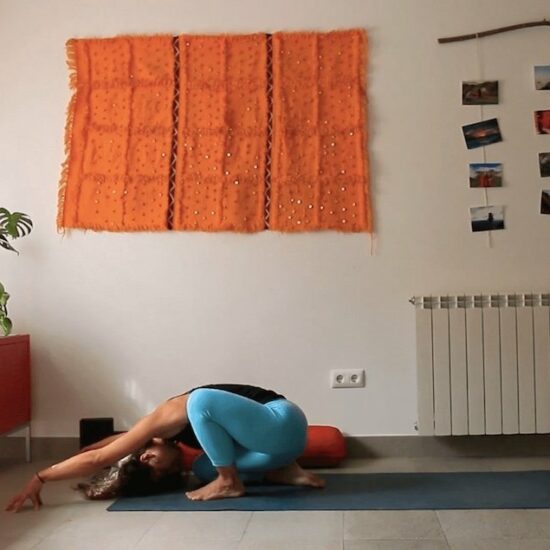 pausa clase yoga con cris online