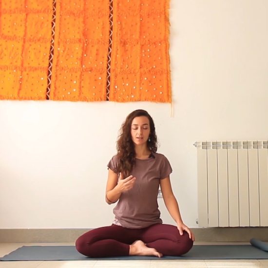 Frecuencia meditación yoga con cris online