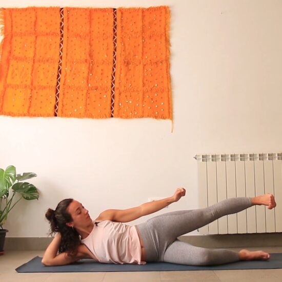 somatics yoga con cris banda iliotibial