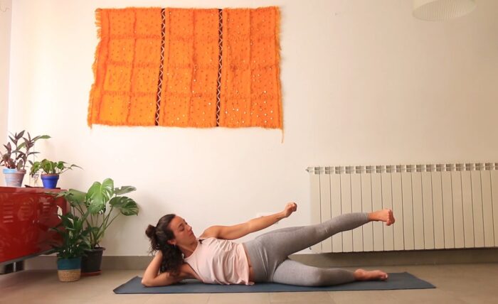 somatics yoga con cris banda iliotibial