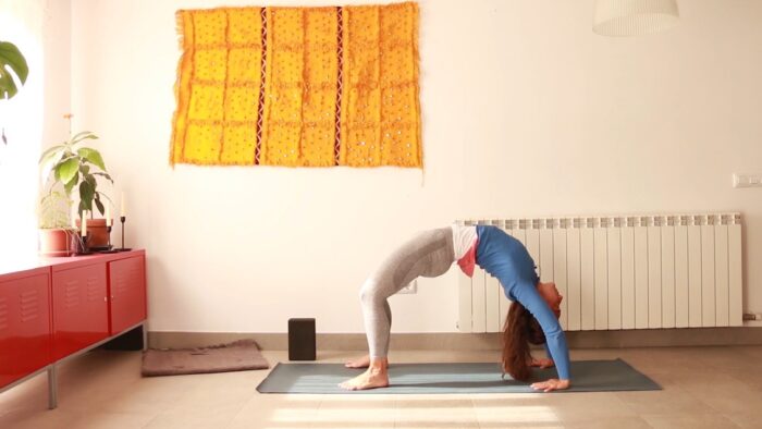 Yoga con Cris Aramburo Sentir el Impulso