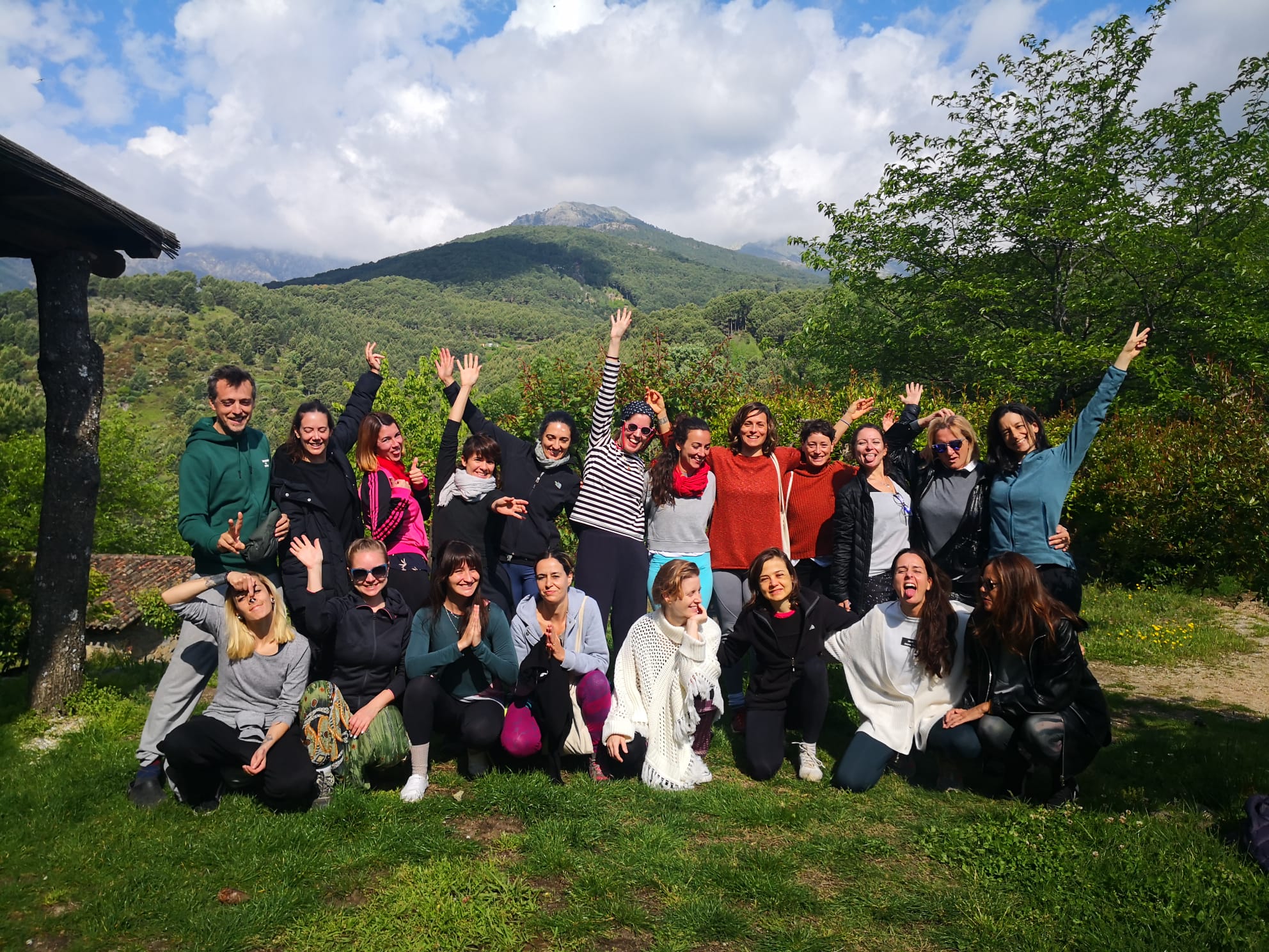 Retiro de yoga en Gredos cris aramburo