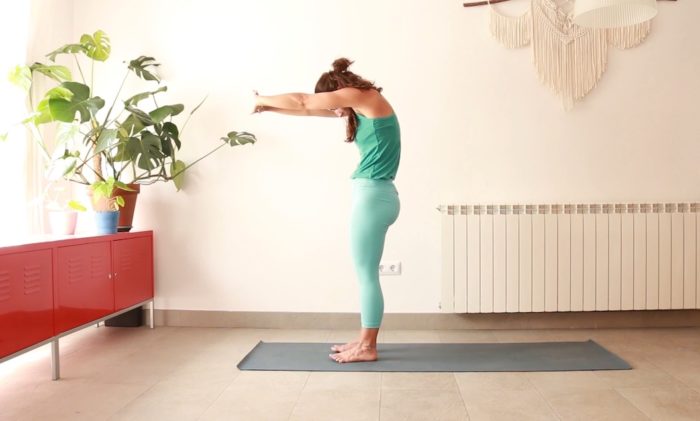 corazón y hombros. 10 minutos serie yoga con cris online