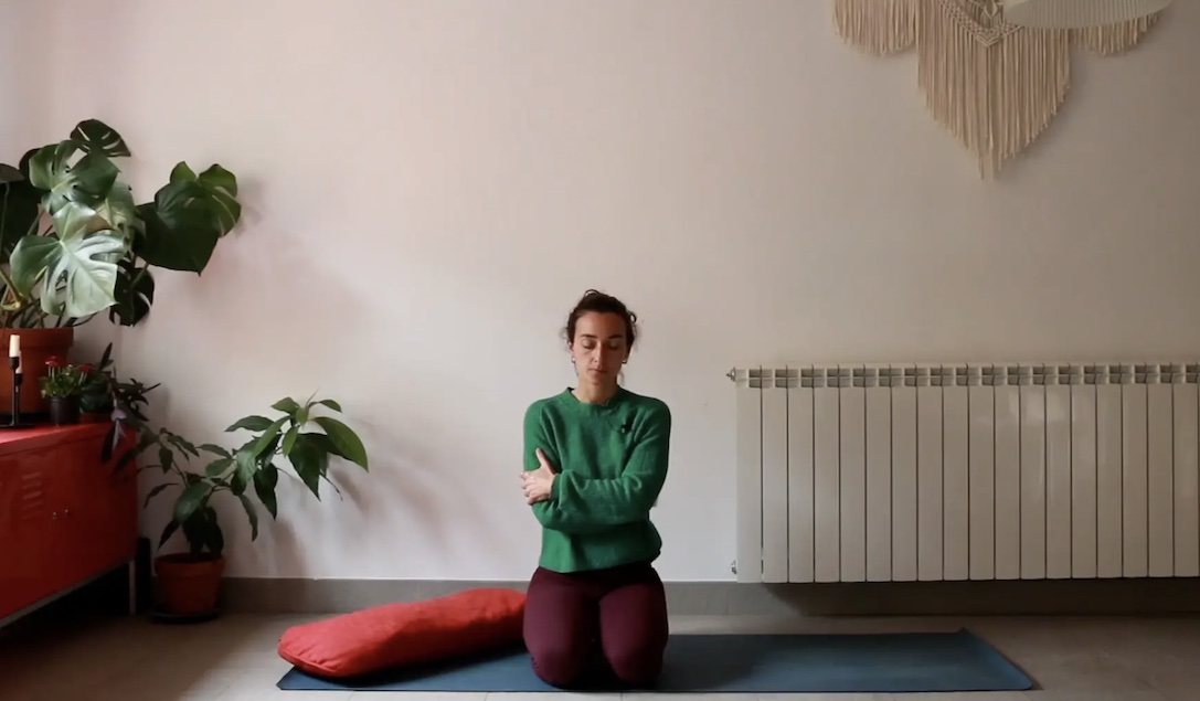 meditación tristeza yoga con cris embodiment online